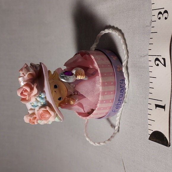 Vintage 2004 Precious Moments "Hatta Girl" Figurine in Original Box - Picture 7 of 8